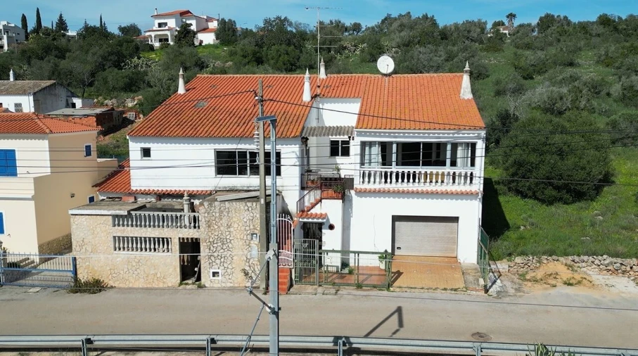 Moradia T3 para Venda em Alcantarilha e Pêra Foto 1