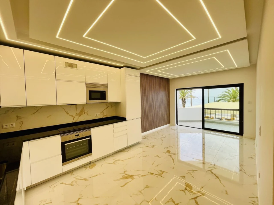 Apartamento T3 para Venda em Quarteira Foto 5
