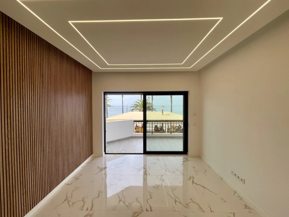 Apartamento T3 para Venda em Quarteira Foto 9