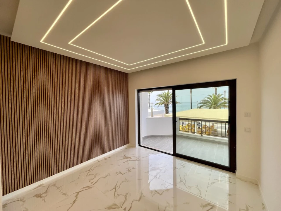 Apartamento T3 para Venda em Quarteira Foto 10