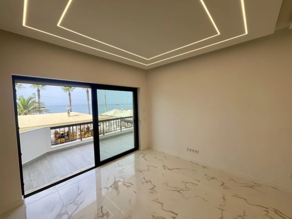 Apartamento T3 para Venda em Quarteira Foto 11
