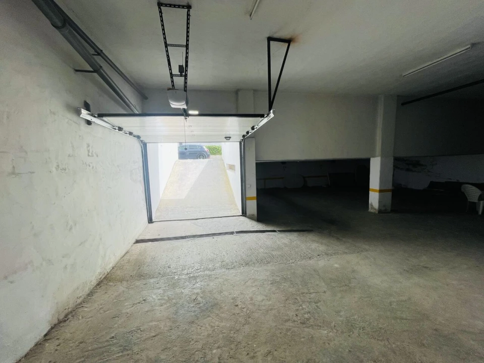 Apartamento T3 para Venda em Quarteira Foto 28