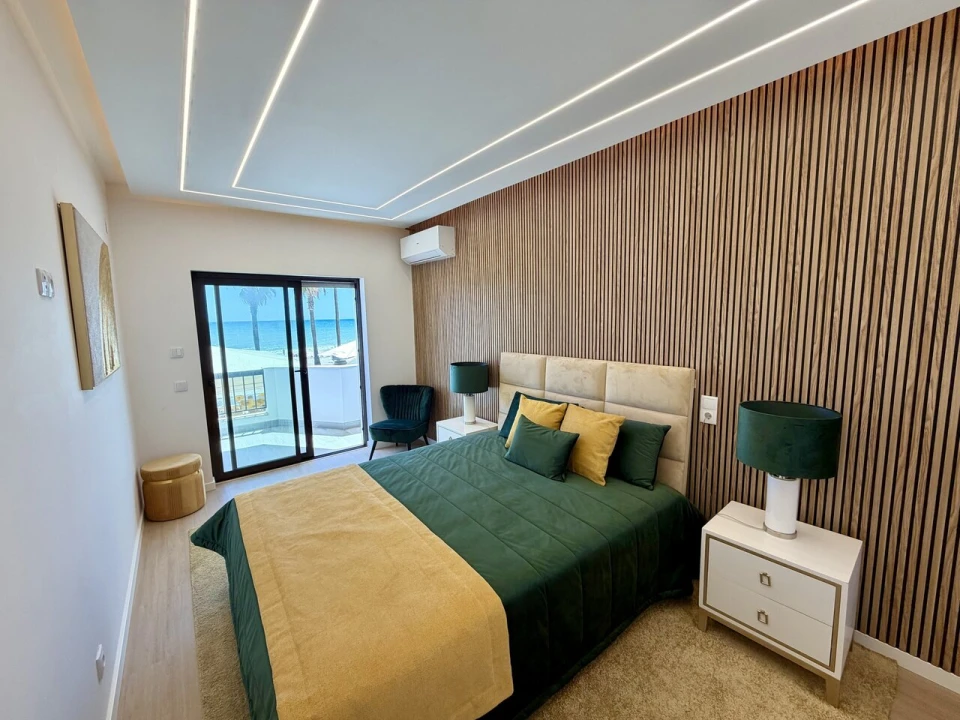 Apartamento T3 para Venda em Quarteira Foto 3