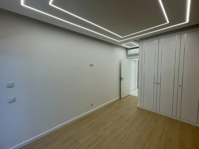 Apartamento T3 para Venda em Quarteira Foto 22