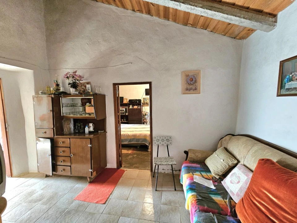 Moradia T3 para Venda em Ameixial Foto 14