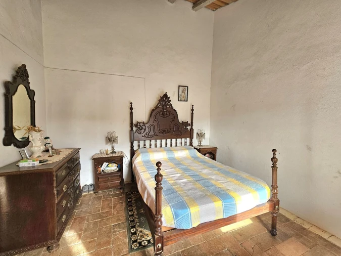 Moradia T3 para Venda em Ameixial Foto 8