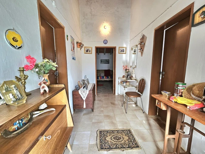 Moradia T3 para Venda em Ameixial Foto 17