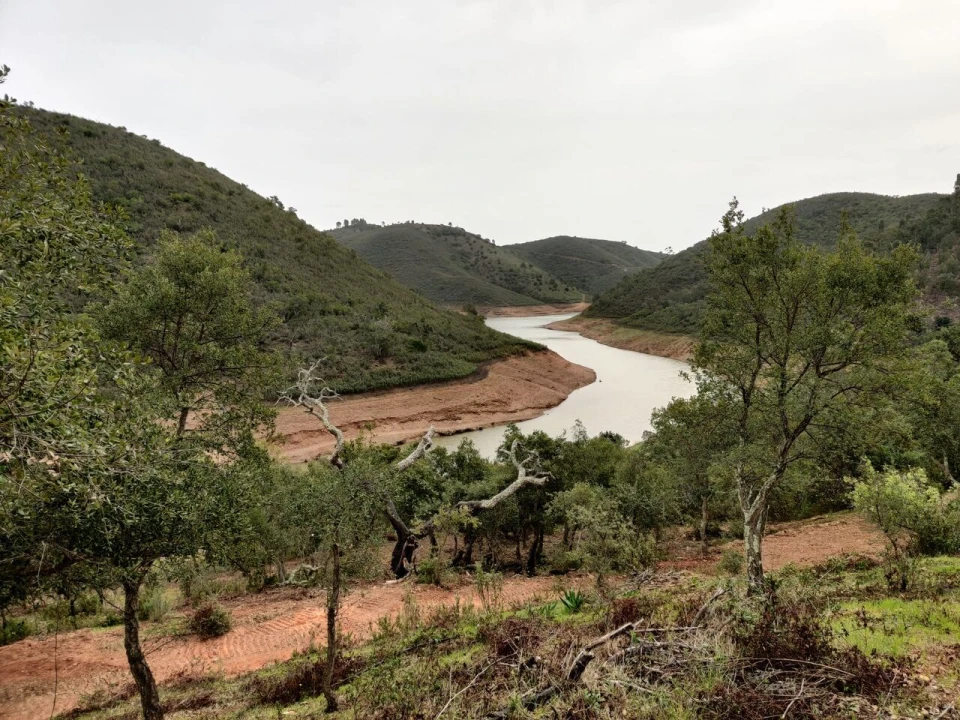 Moradia T2 para Venda em Alferce Foto 1