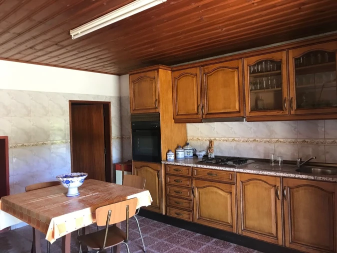 Moradia T2 para Venda em São Martinho das Amoreiras Foto 36