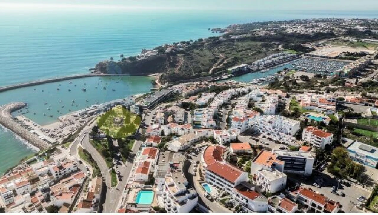 Terreno para Venda em Albufeira e Olhos de Água Foto 9