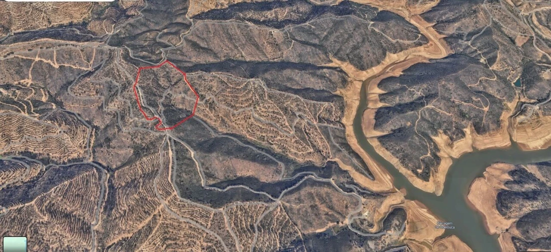 Terreno para Venda em Alferce Foto 2