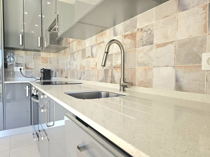 Moradia T1 para Venda em Armação de Pera Foto 13