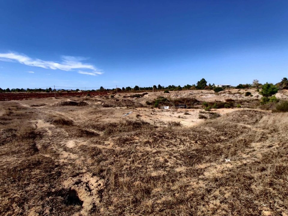 Terreno para Venda em Alcantarilha e Pêra Foto 9