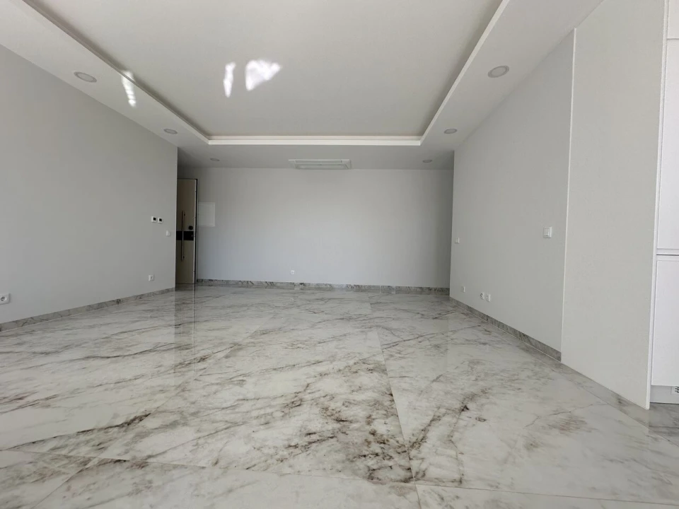 Apartamento T2 para Venda em Lagos (São Sebastião e Santa Maria) Foto 1