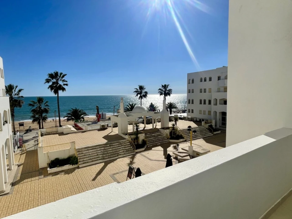 Apartamento T2 para Venda em Quarteira Foto 1