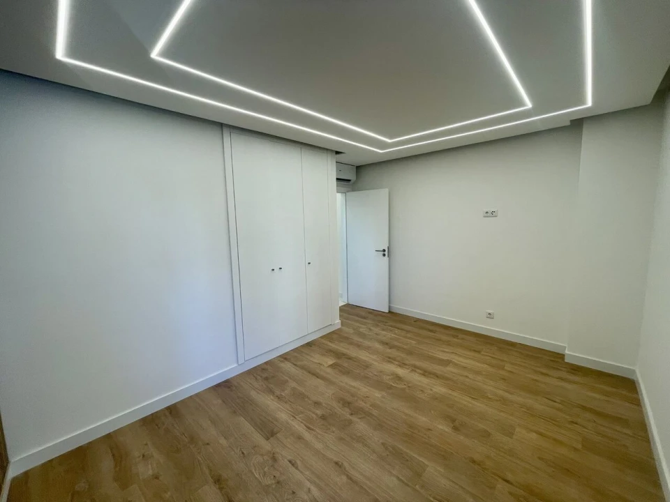 Apartamento T2 para Venda em Quarteira Foto 18
