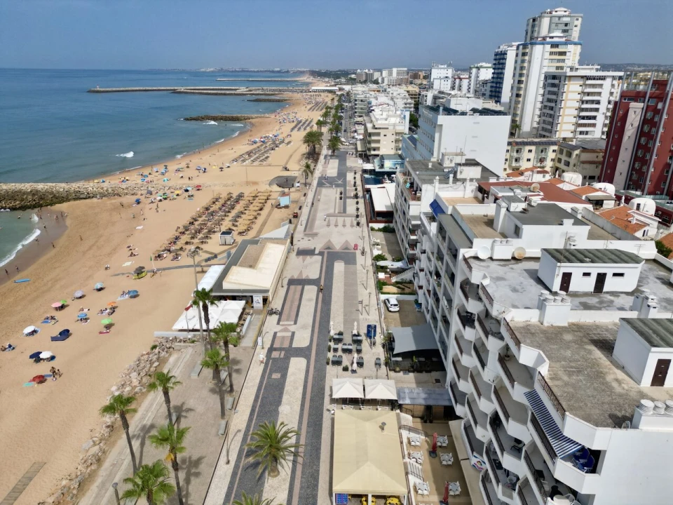 Apartamento T2 para Venda em Quarteira Foto 22
