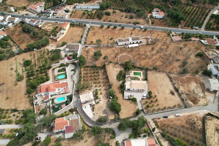 Quinta T8 para Venda em Boliqueime Foto 2