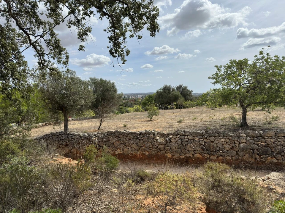 Moradia T2 para Venda em Armação de Pera Foto 6