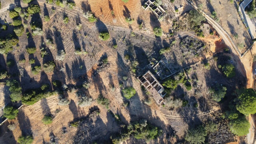 Moradia T2 para Venda em Armação de Pera Foto 5