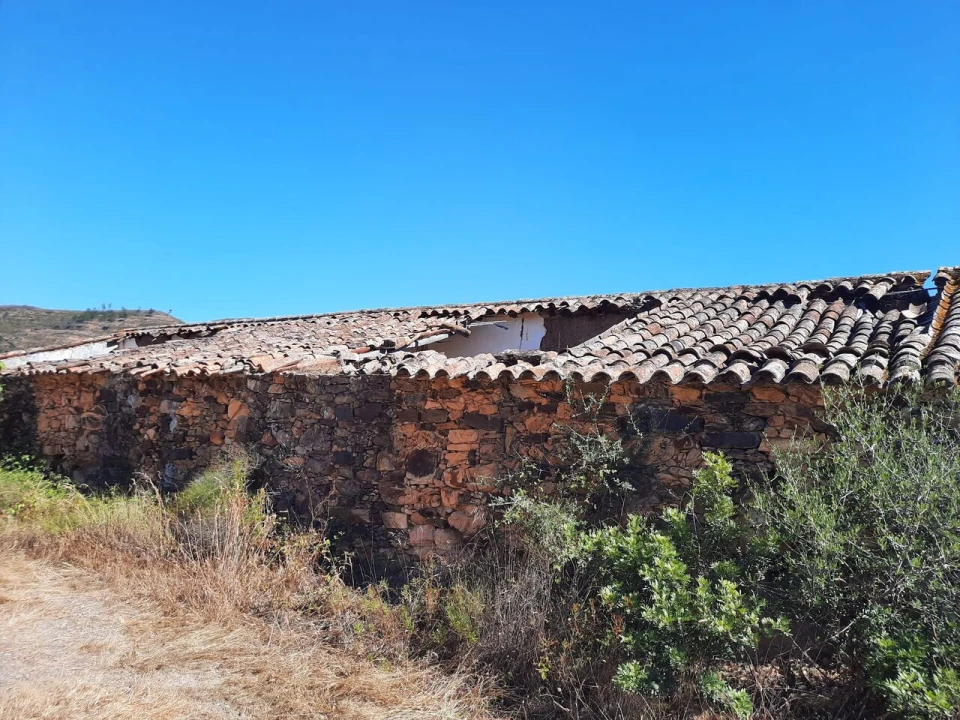 Quinta T2 para Venda em Alferce Foto 19