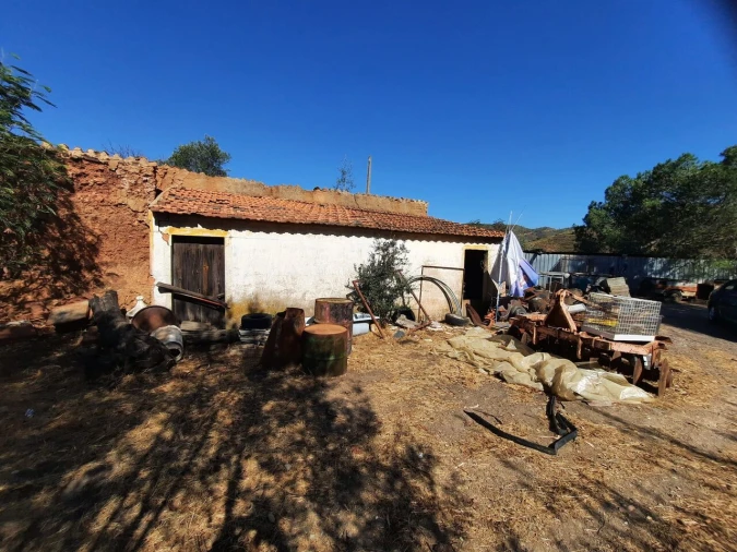 Quinta T2 para Venda em Alferce Foto 16