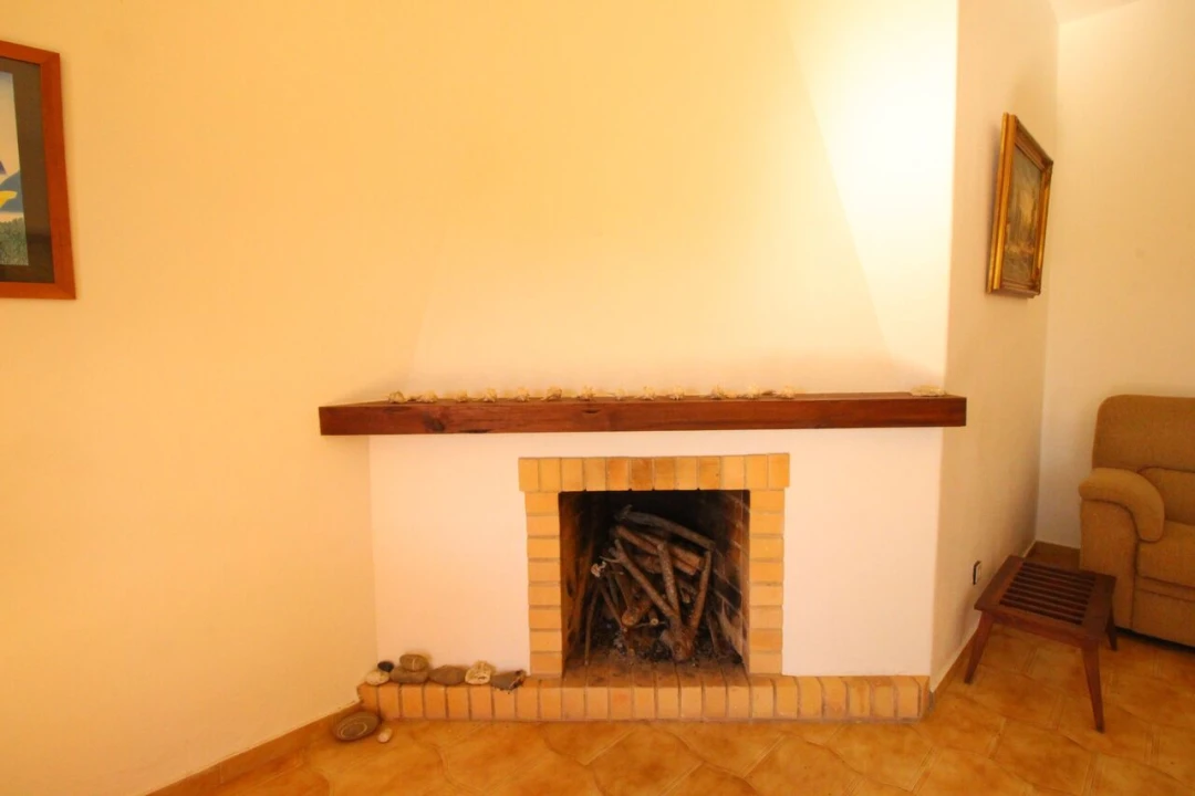 Moradia T3 para Venda em Armação de Pera Foto 9