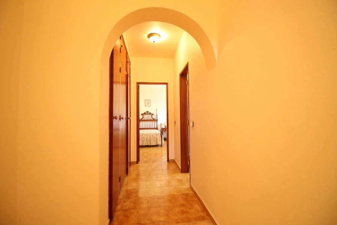 Moradia T3 para Venda em Armação de Pera Foto 10