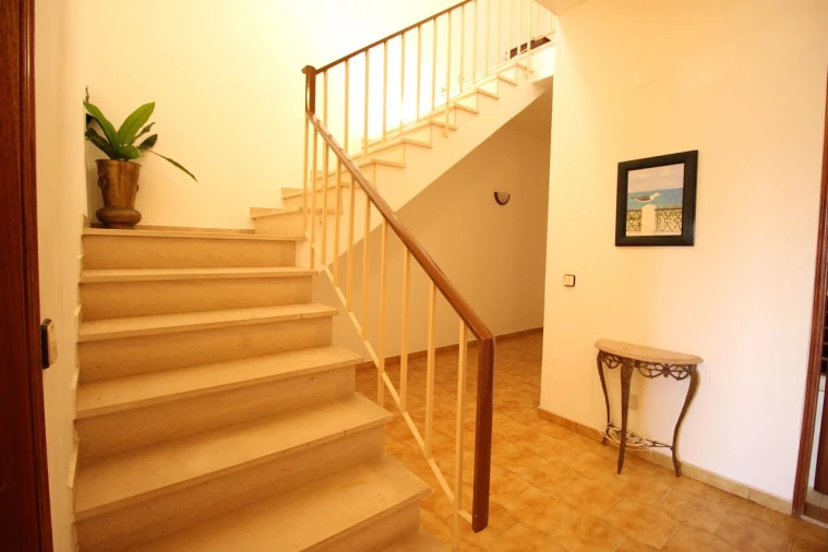 Moradia T3 para Venda em Armação de Pera Foto 3