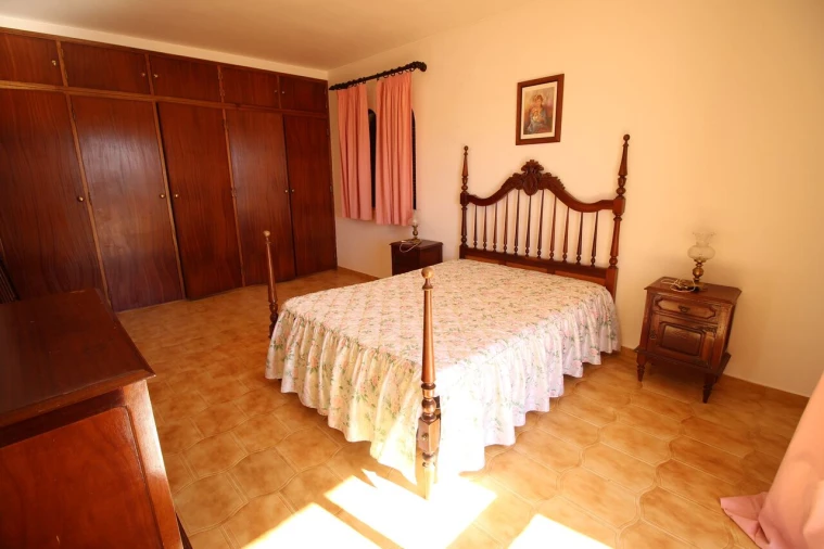 Moradia T3 para Venda em Armação de Pera Foto 16