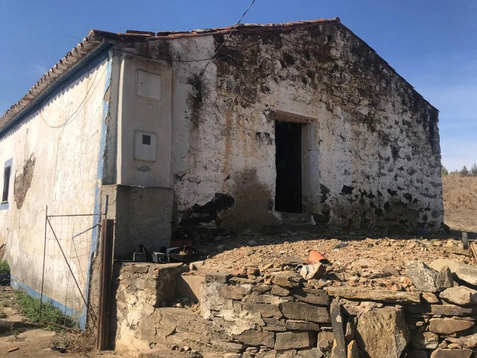 Moradia T5 para Venda em Santana da Serra Foto 5