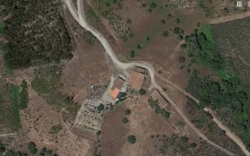 Moradia T5 para Venda em Santana da Serra Foto 30