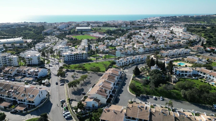 Moradia T3 para Venda em Albufeira e Olhos de Água Foto 33