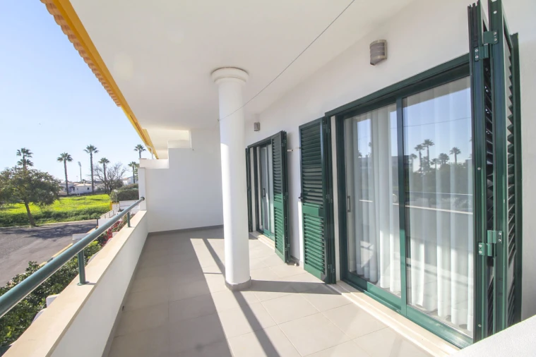 Moradia T3 para Venda em Albufeira e Olhos de Água Foto 32