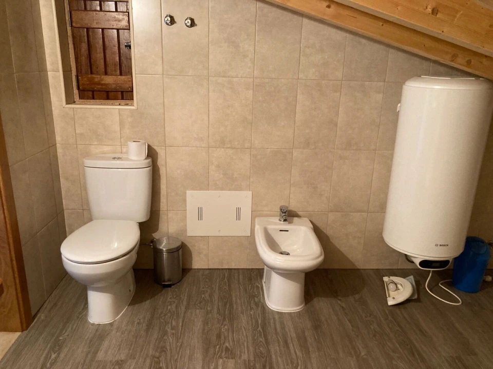 Moradia T5 para Venda em Ferreiras Foto 36