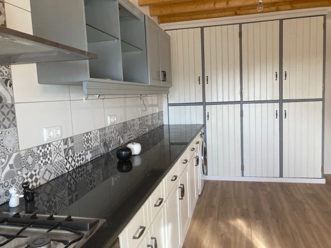 Moradia T5 para Venda em Ferreiras