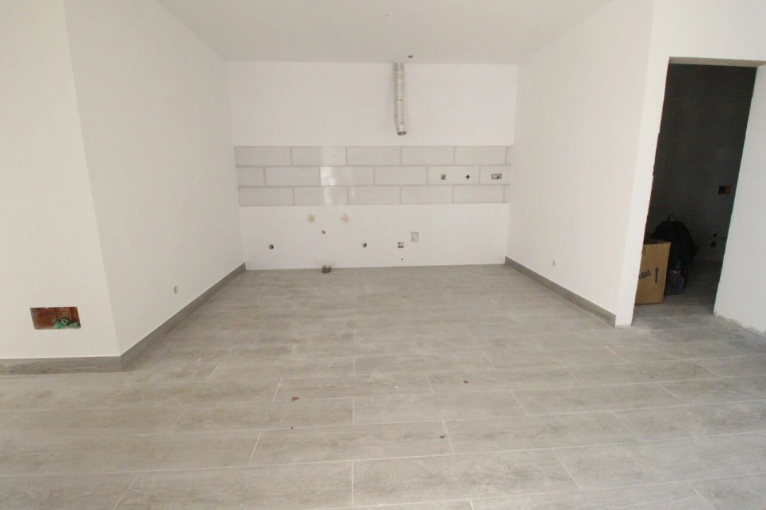 Moradia T6 para Venda em Silves Foto 4