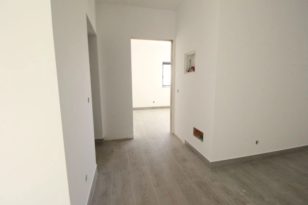 Moradia T6 para Venda em Silves Foto 5