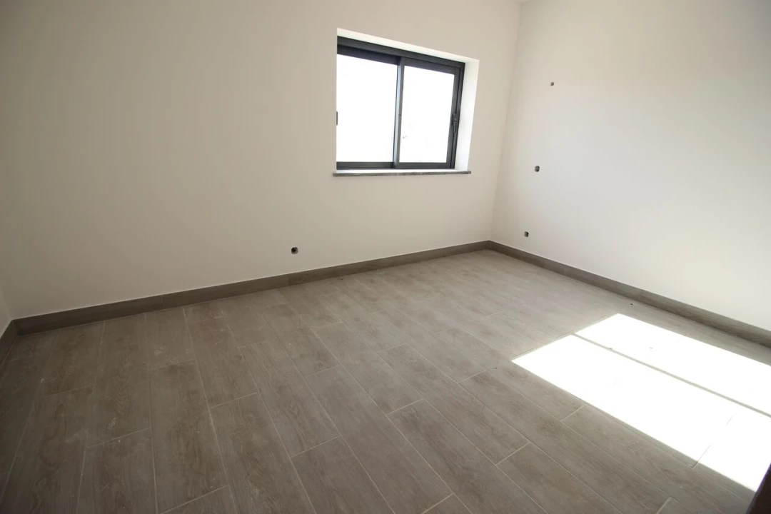 Moradia T6 para Venda em Silves Foto 22