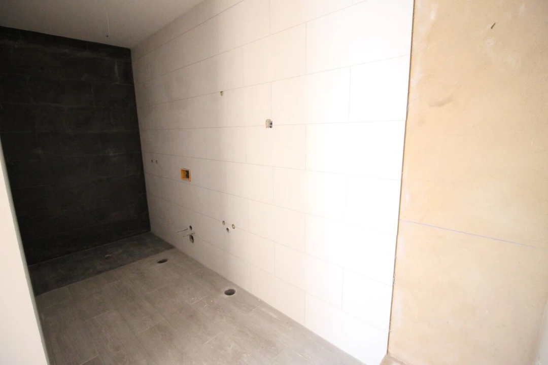 Moradia T6 para Venda em Silves Foto 26