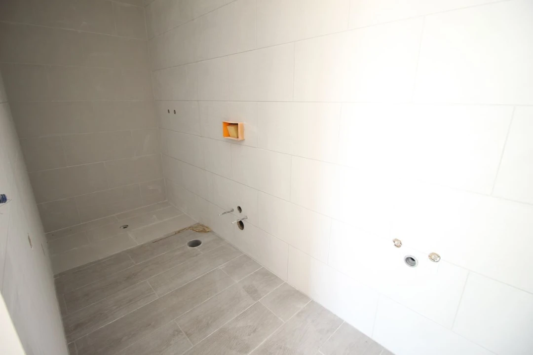 Moradia T6 para Venda em Silves Foto 30