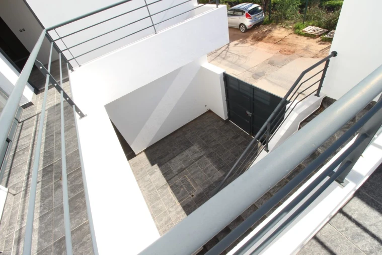 Moradia T6 para Venda em Silves Foto 17