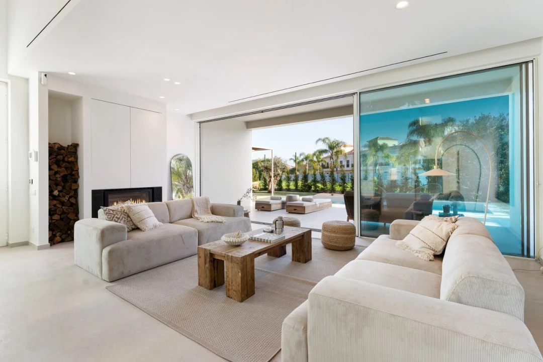 Moradia T3 para Venda em Santa Barbara de Nexe Foto 3