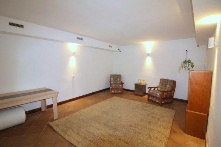 Moradia T2 para Venda em Armação de Pera Foto 5