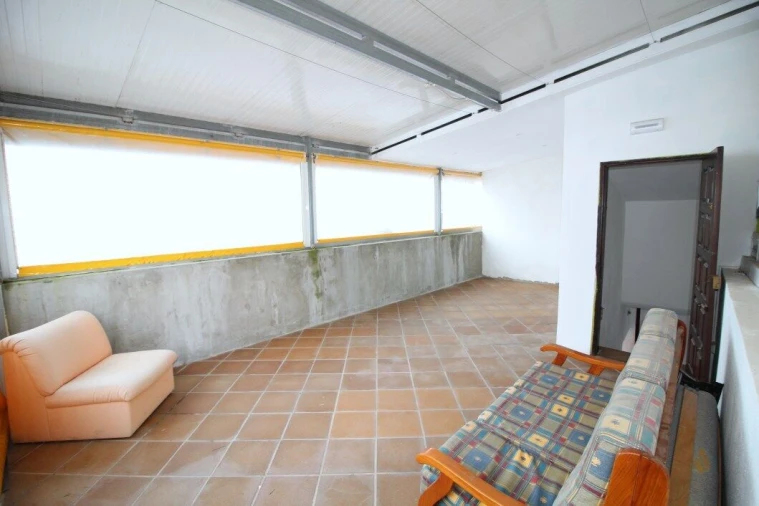 Moradia T2 para Venda em Armação de Pera Foto 6