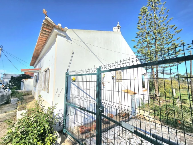 Moradia T4 para Venda em Alcantarilha e Pêra Foto 3