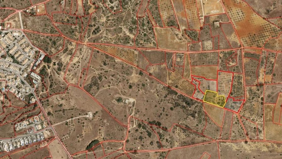 Terreno para Venda em Alcantarilha e Pêra Foto 2