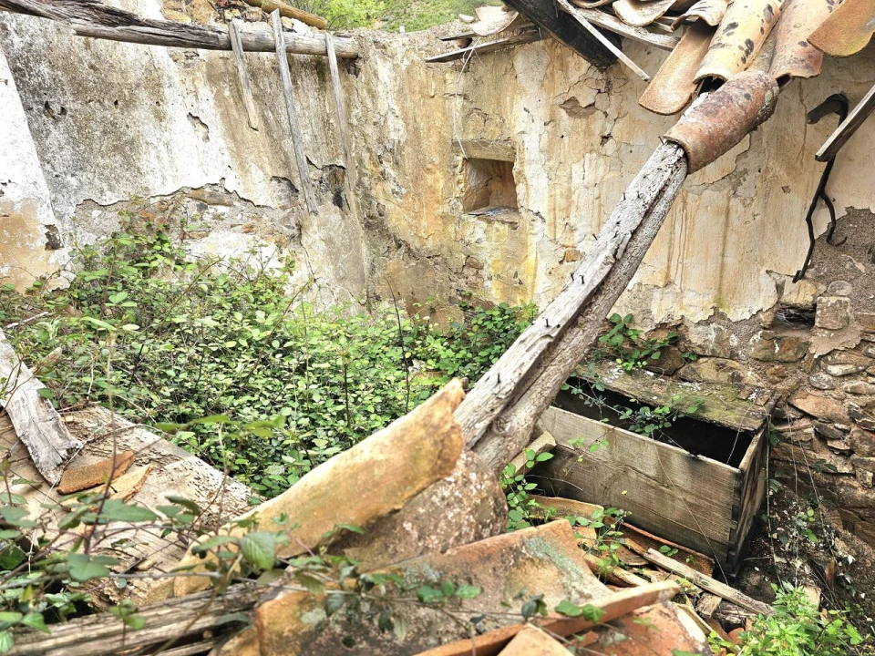 Armazém para Venda em Alferce Foto 5