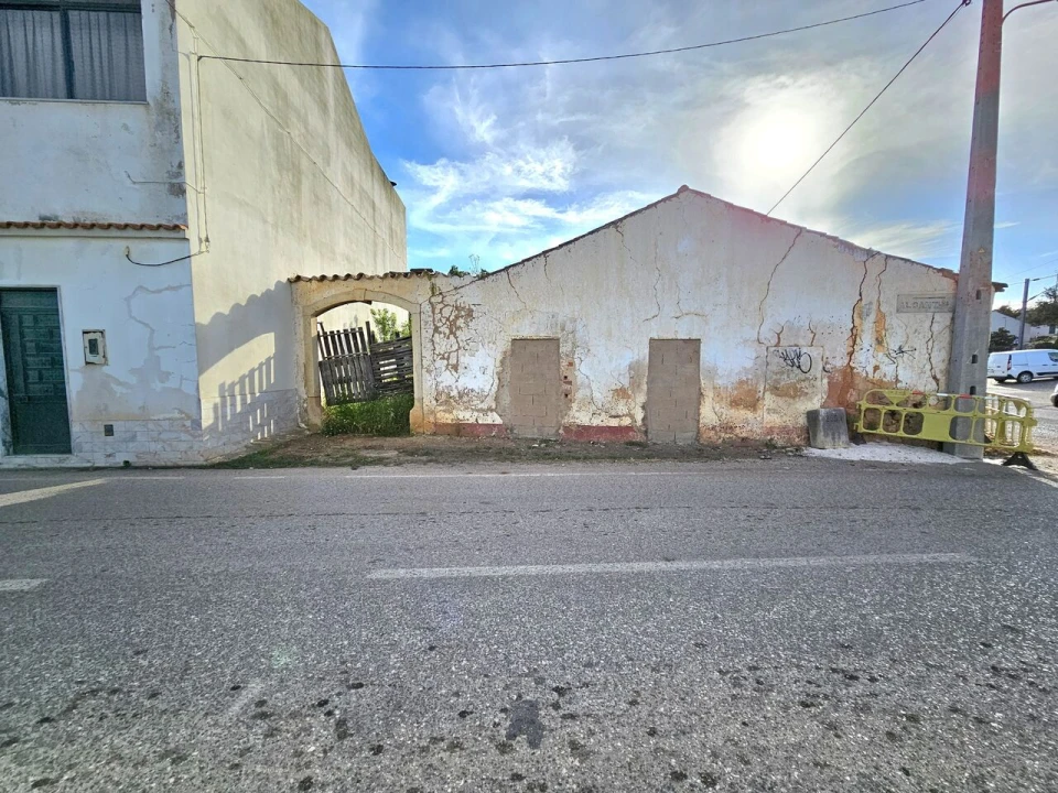 Moradia T4 para Venda em Alcantarilha e Pêra Foto 2