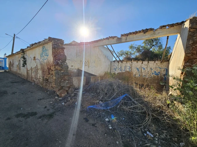 Moradia T4 para Venda em Alcantarilha e Pêra Foto 3